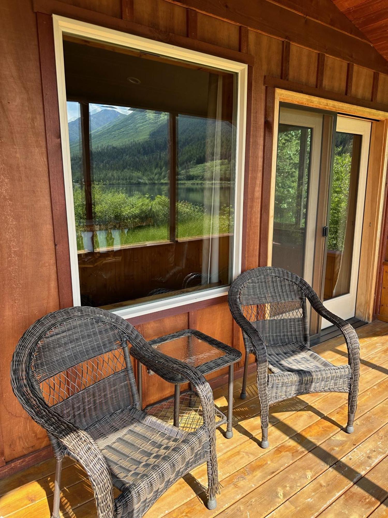 Summit Lake Lodge Εξωτερικό φωτογραφία
