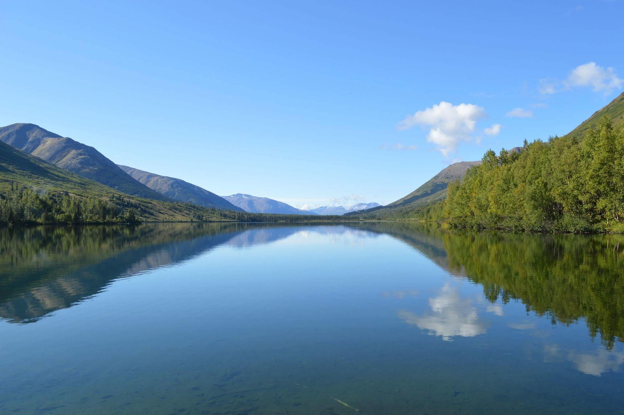 Summit Lake Lodge Εξωτερικό φωτογραφία
